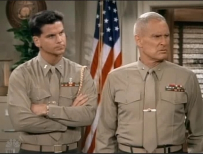 MAJOR_DAD_-_E3X08_LADY_IN_WAITING_169.jpg