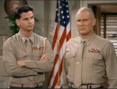 MAJOR_DAD_-_E3X08_LADY_IN_WAITING_172.jpg
