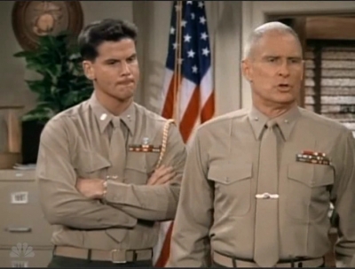 MAJOR_DAD_-_E3X08_LADY_IN_WAITING_182.jpg