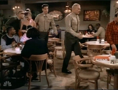 MAJOR_DAD_-_E3X08_LADY_IN_WAITING_224.jpg