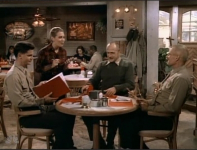 MAJOR_DAD_-_E3X08_LADY_IN_WAITING_259.jpg
