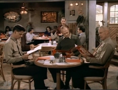 MAJOR_DAD_-_E3X08_LADY_IN_WAITING_268.jpg