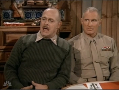 MAJOR_DAD_-_E3X08_LADY_IN_WAITING_276.jpg