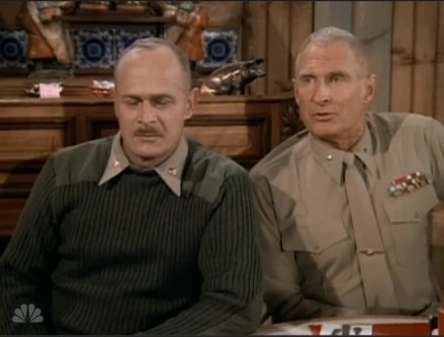 MAJOR_DAD_-_E3X08_LADY_IN_WAITING_323.jpg