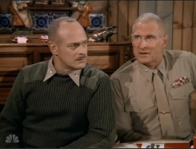 MAJOR_DAD_-_E3X08_LADY_IN_WAITING_324.jpg