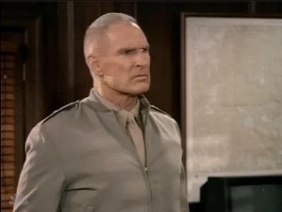 MAJOR_DAD_-_E3X09_GENERAL_UNREST_160.jpg