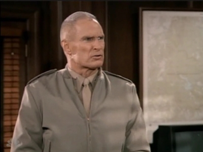 MAJOR_DAD_-_E3X09_GENERAL_UNREST_165.jpg
