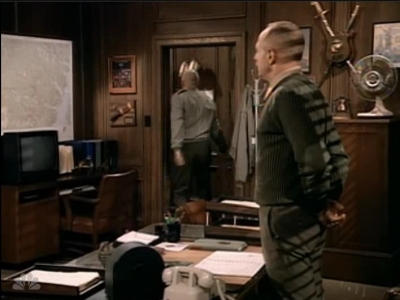 MAJOR_DAD_-_E3X09_GENERAL_UNREST_178.jpg