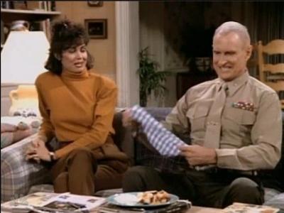 MAJOR_DAD_-_E3X09_GENERAL_UNREST_304.jpg