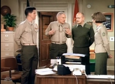 MAJOR_DAD_-_E3X12_THE_SHELL_GAME_017.jpg