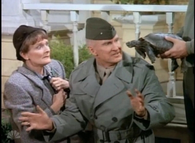 MAJOR_DAD_-_E3X12_THE_SHELL_GAME_182.jpg