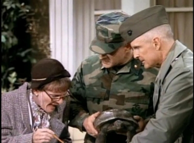 MAJOR_DAD_-_E3X12_THE_SHELL_GAME_275.jpg