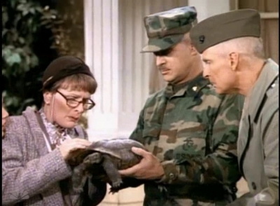 MAJOR_DAD_-_E3X12_THE_SHELL_GAME_293.jpg