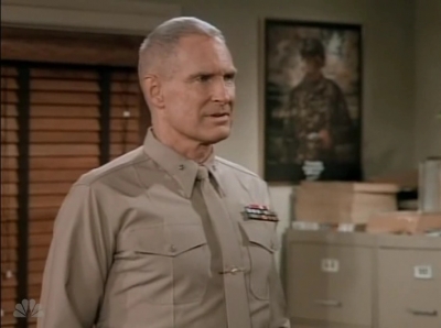 MAJOR_DAD_-_E3X13_WHOS_THAT_BLONDE_128.jpg