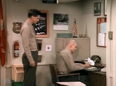MAJOR_DAD_-_E3X13_WHOS_THAT_BLONDE_212.jpg