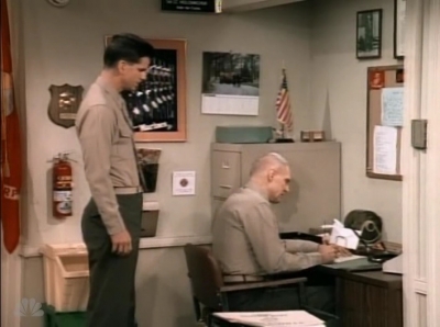 MAJOR_DAD_-_E3X13_WHOS_THAT_BLONDE_214.jpg