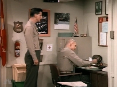 MAJOR_DAD_-_E3X13_WHOS_THAT_BLONDE_284.jpg