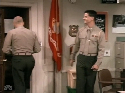 MAJOR_DAD_-_E3X13_WHOS_THAT_BLONDE_315.jpg