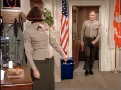 MAJOR_DAD_-_E3X15_THREES_A_CROWD_005.jpg