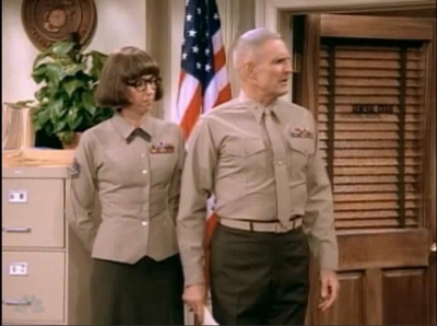 MAJOR_DAD_-_E3X15_THREES_A_CROWD_075.jpg