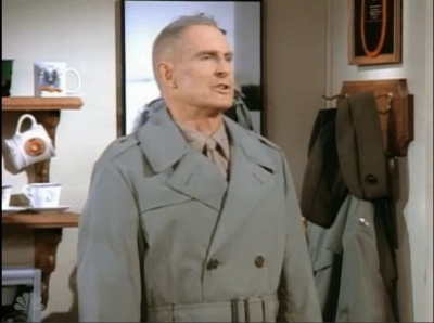 MAJOR_DAD_-_E3X15_THREES_A_CROWD_139.jpg