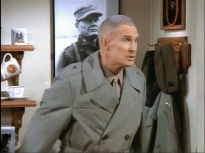 MAJOR_DAD_-_E3X15_THREES_A_CROWD_145.jpg