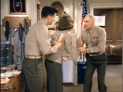 MAJOR_DAD_-_E3X15_THREES_A_CROWD_243.jpg