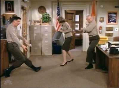 MAJOR_DAD_-_E3X15_THREES_A_CROWD_287.jpg