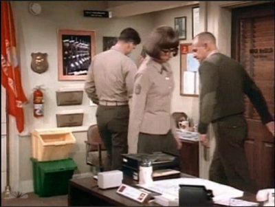 MAJOR_DAD_-_E3X16_THREE_ANGRY_MARINES_107.jpg