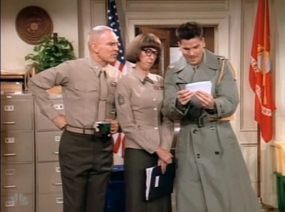 MAJOR_DAD_-_E3X17_CLOSE_ENCOUNTERS_035.jpg