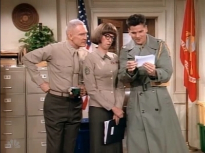 MAJOR_DAD_-_E3X17_CLOSE_ENCOUNTERS_049.jpg