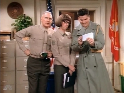 MAJOR_DAD_-_E3X17_CLOSE_ENCOUNTERS_051.jpg