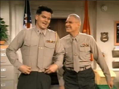 MAJOR_DAD_-_E3X19_WHEN_GUNNY_TALKS_236.jpg