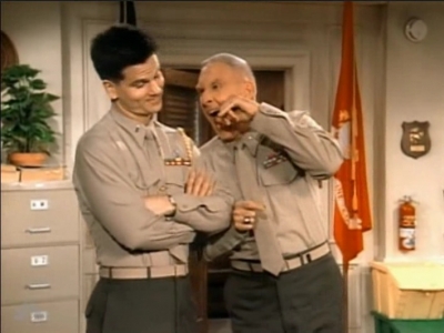 MAJOR_DAD_-_E3X19_WHEN_GUNNY_TALKS_260.jpg