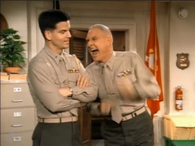 MAJOR_DAD_-_E3X19_WHEN_GUNNY_TALKS_261.jpg