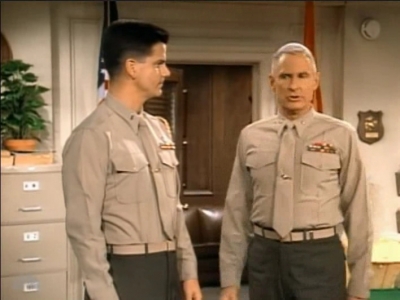 MAJOR_DAD_-_E3X19_WHEN_GUNNY_TALKS_271.jpg