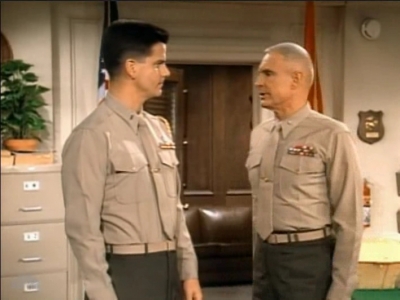 MAJOR_DAD_-_E3X19_WHEN_GUNNY_TALKS_272.jpg