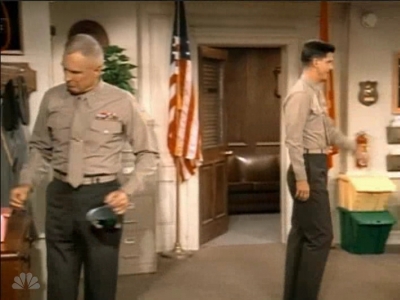 MAJOR_DAD_-_E3X19_WHEN_GUNNY_TALKS_283.jpg