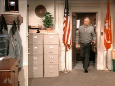 MAJOR_DAD_-_E3X19_WHEN_GUNNY_TALKS_375.jpg