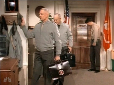 MAJOR_DAD_-_E3X19_WHEN_GUNNY_TALKS_380.jpg