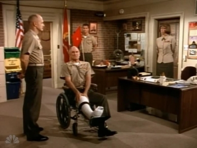 MAJOR_DAD_-_E4X01_THE_PEOPLES_CHOICE_PT_1_042.jpg