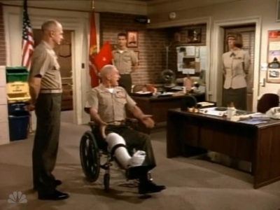 MAJOR_DAD_-_E4X01_THE_PEOPLES_CHOICE_PT_1_045.jpg