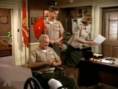 MAJOR_DAD_-_E4X01_THE_PEOPLES_CHOICE_PT_1_069.jpg