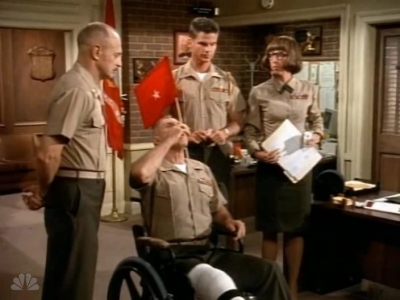 MAJOR_DAD_-_E4X01_THE_PEOPLES_CHOICE_PT_1_087.jpg