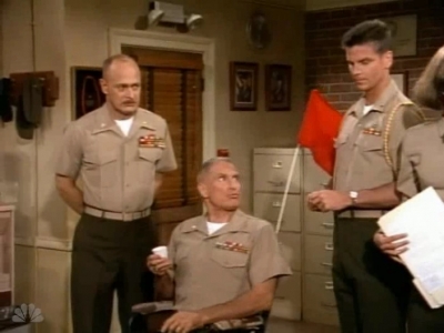 MAJOR_DAD_-_E4X01_THE_PEOPLES_CHOICE_PT_1_091.jpg