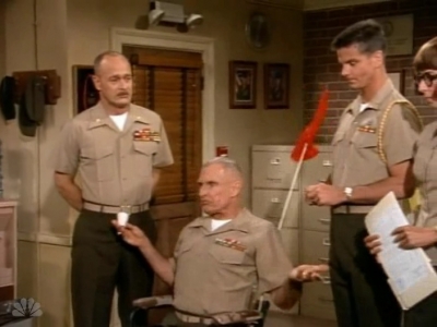 MAJOR_DAD_-_E4X01_THE_PEOPLES_CHOICE_PT_1_095.jpg