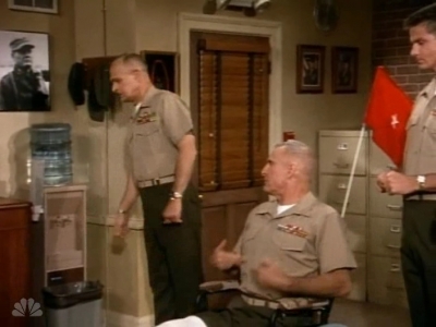 MAJOR_DAD_-_E4X01_THE_PEOPLES_CHOICE_PT_1_107.jpg