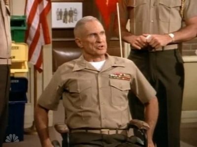 MAJOR_DAD_-_E4X01_THE_PEOPLES_CHOICE_PT_1_115.jpg