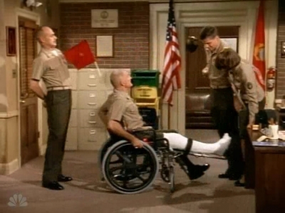 MAJOR_DAD_-_E4X01_THE_PEOPLES_CHOICE_PT_1_122.jpg