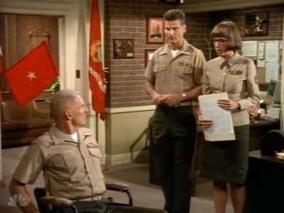 MAJOR_DAD_-_E4X01_THE_PEOPLES_CHOICE_PT_1_148.jpg